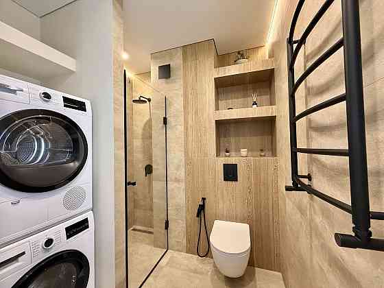 3-кімнатна біля центру повністю готова для проживання Ивано-Франковск