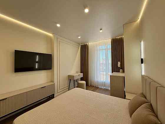 3-кімнатна біля центру повністю готова для проживання Ивано-Франковск