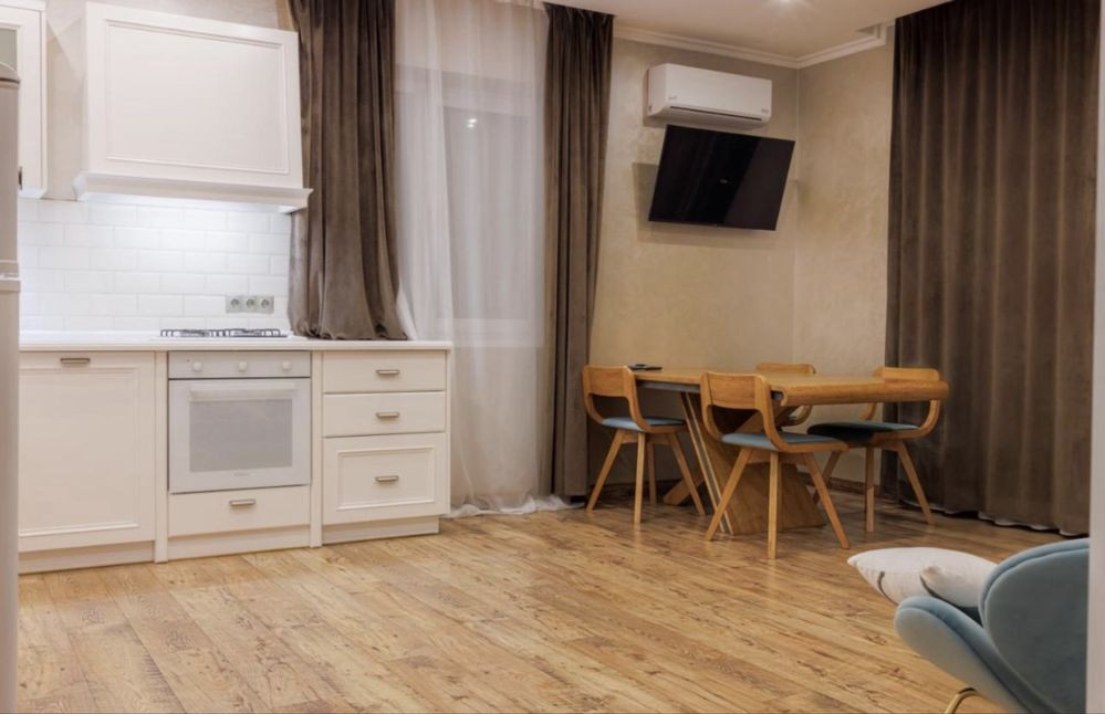 Оренда 2к квартири в центрі Ужгород - зображення 2