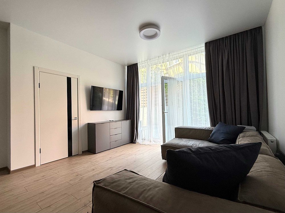 Квартира долгосрочно. Каманина 20, заезд с 1 сентября. Одеса - зображення 1