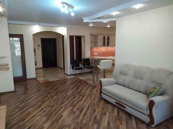 Здам в оренду євро 3к біля метро Академмістечко Киев