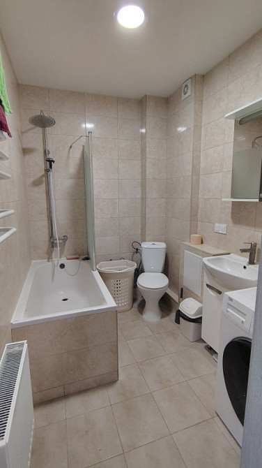 Вул. Сингаївського. Здам в оренду 2к +кухня вітальня ,район парку Мами Ірпінь - зображення 4