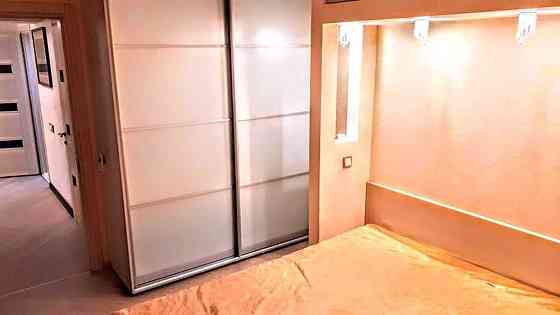 Здам 3-кімнатну квартиру на Любарського, 36 Днепр