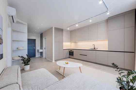 Оренда 2 км  50м2 Новопечерська Вежа ГЕНЕРАТОР Печерськ липки Киев