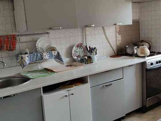 5 комнатная квартира в жилом состоянии на Королева( 2-494-081) Одесса