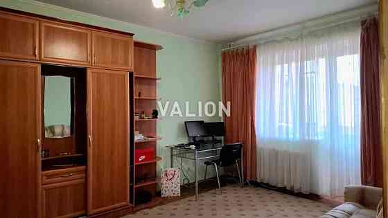 Продаж 2 кім. квартири ремонт, метро Харківська вул. Вишняківська Київ