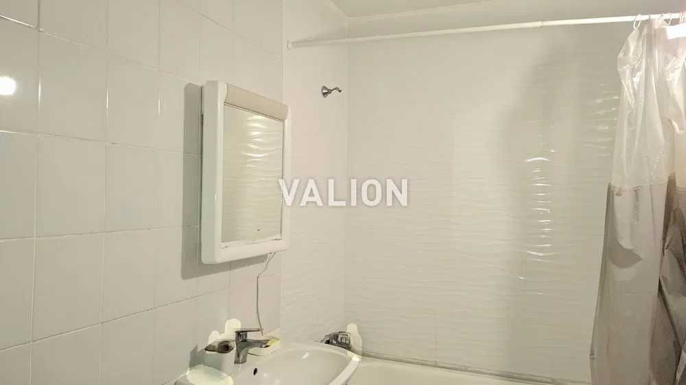 Продаж 2 кім. квартири ремонт, метро Харківська вул. Вишняківська Київ - зображення 5