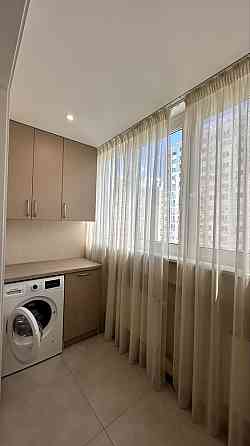 Затишна 2-кімнатна квартира з великою кухнею. Київ