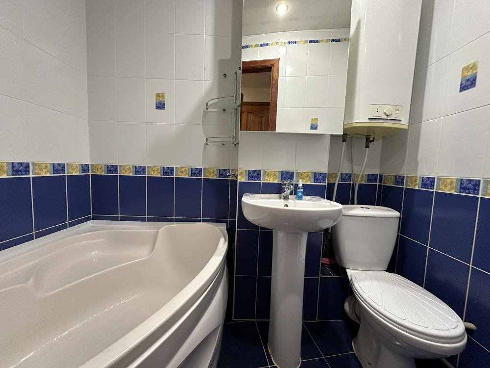 2к.Центр Космического мкрна. Ул.Чумаченко. Запорожье - изображение 4