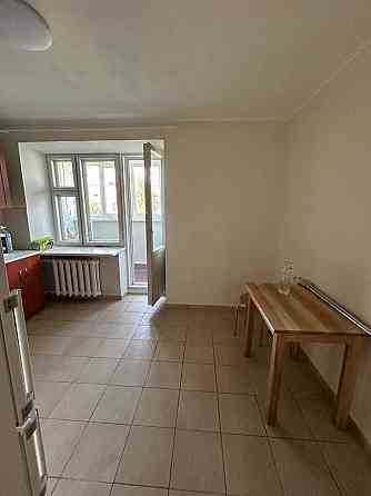 метро Житомирська, Академмістечко, Борщагівка, Центр, вул. Шкільна 27а Петропавлівська Борщагівка