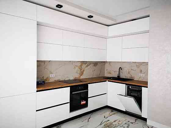 Оренда СУЧАСНОЇ 2-кім кв. ЖК " Семицвіт " вул. Шевченка 60 Львов