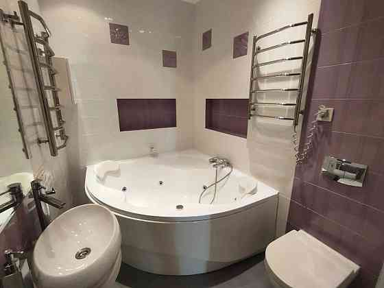 Оренда  Паркові озера Автограф  Метро Дарниця SF Киев