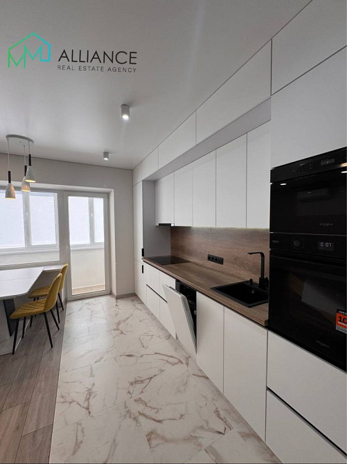 Продажа идеальной 3комн. квартиры в центре города, новострой! 2й этаж Днепр - изображение 1