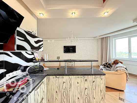 Трикімнатна квартира з видом на озеро Тельбін, Шумського, 5 Київ