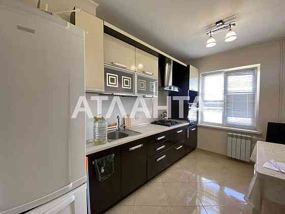 Трехкомнатная квартира на ул.Армейской. Одеса