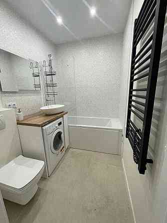 Новобудова! 2к студія 40м2 Севастопольска пл. Хороброго 11-Б Киев