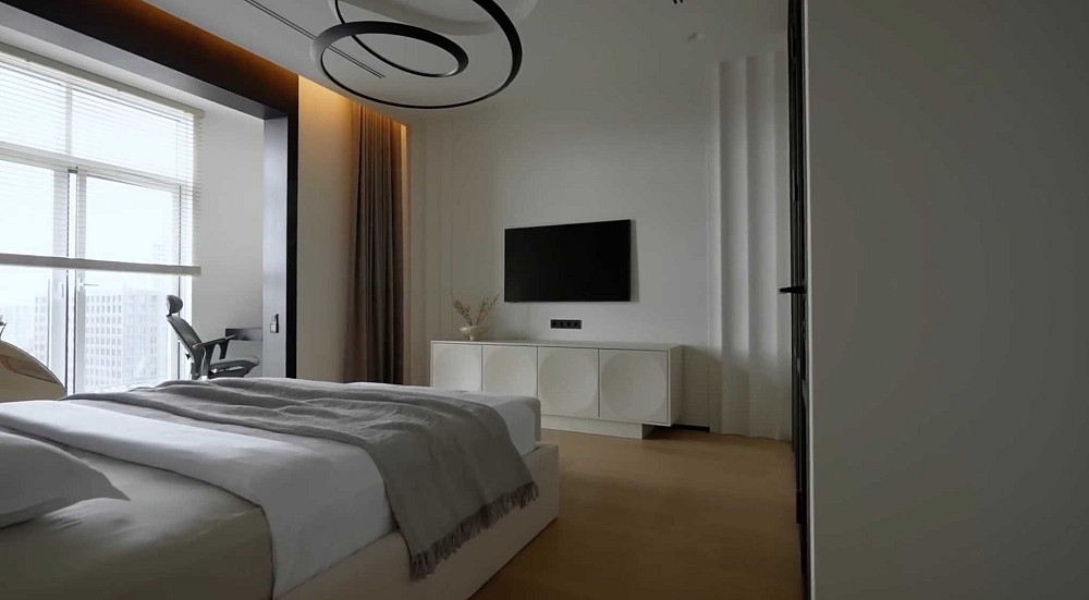 ЖК "Alter Ego". Лабораторний провулок, 7. 2 гардеробні, робоче місце Киев - изображение 2