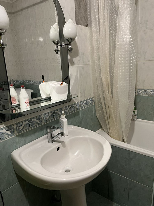 Оренда чудовоі двокімнатноі на Драгоманова 44 метро Позняки Киев - изображение 6