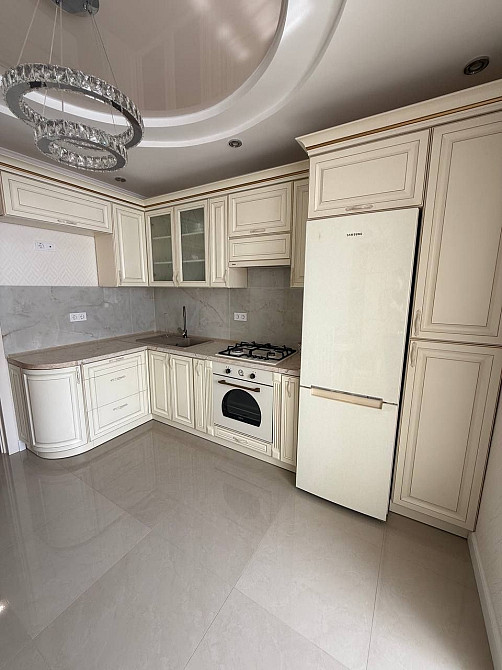 Оренда стильної 2 кімн квартири по вул. Довженка поруч парку Івано-Франківськ - зображення 2