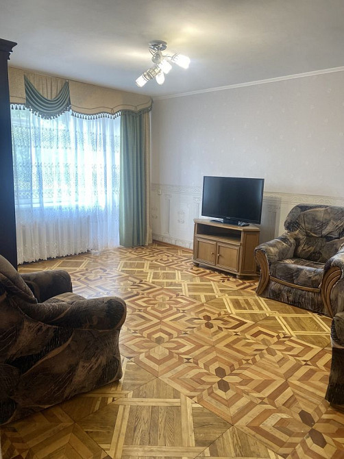 Продам велику 3-х кімнатну квартиру з гаражем  у дворі Миргород - зображення 8