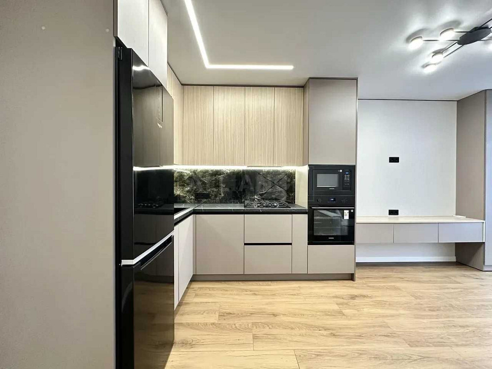 1к квартира! Центр. Готова до проживання. Ивано-Франковск - изображение 2