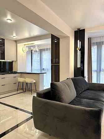 Продаж 2 кім.квартири здиз.ремонтом.В.Васильківська Київ