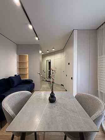 Бізнес клас! Неймовірна простора 1к з ремонтом та балконом Ирпень