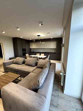 Продаж 3к квартири 104 кв. м на вул. Мала Морська Николаев