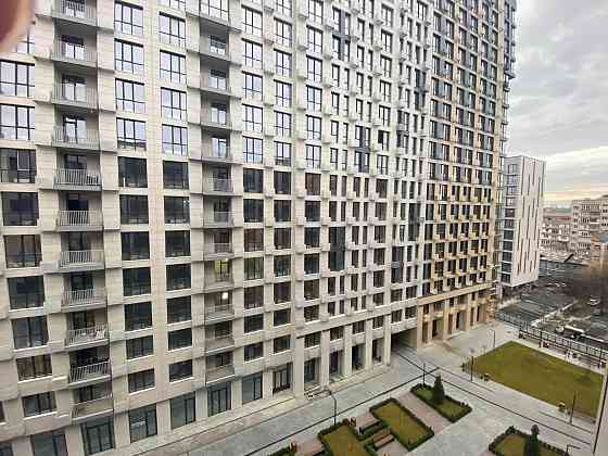 Район станції метро " Золоті Ворота" . ЖК " Ярославов Град" . Київ