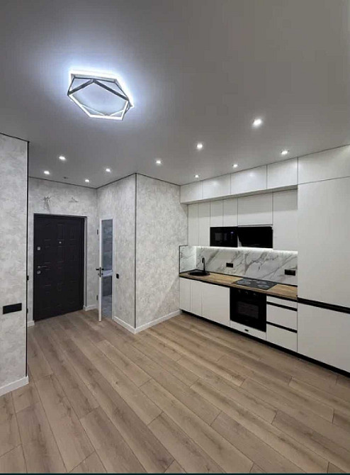 Продам двухкомнатную квартиру с евроремонтом в 61 Жемчужине/Фонтан Одеса - зображення 1