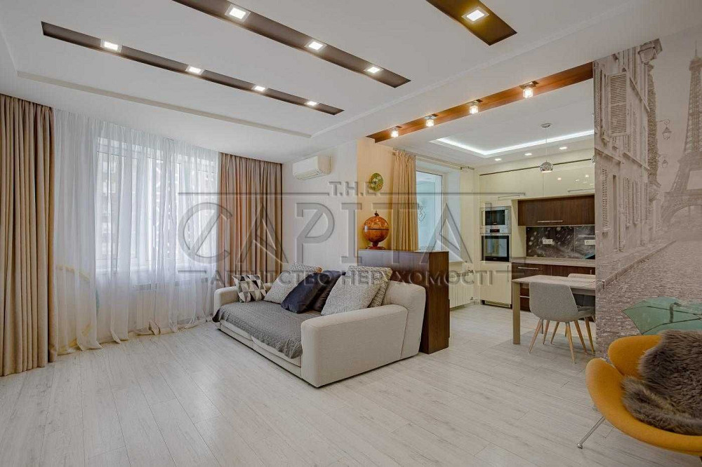 Оренда 2к ПРОСТОРОЇ  квартири на Анни Ахматової Киев - изображение 1