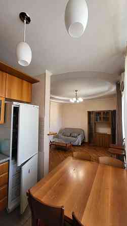 Аренда 2 комнатная квартира с ремонтом сразу возле метро Научная Харьков