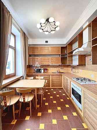 Без%, Круглоуніверситетська 11/19, 2к, 64м2 Киев