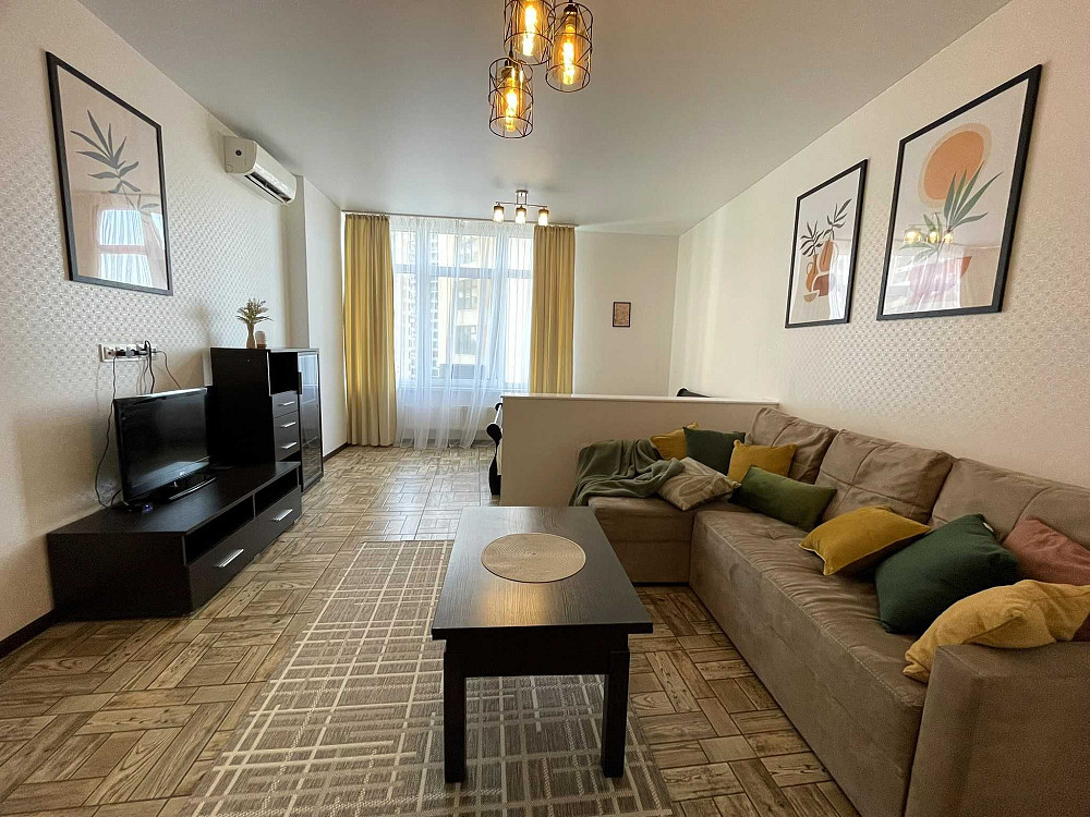 Сдам просторную квартиру. СВОЯ без комиссии, 27 Жемчужина. До лета. Одеса - зображення 1