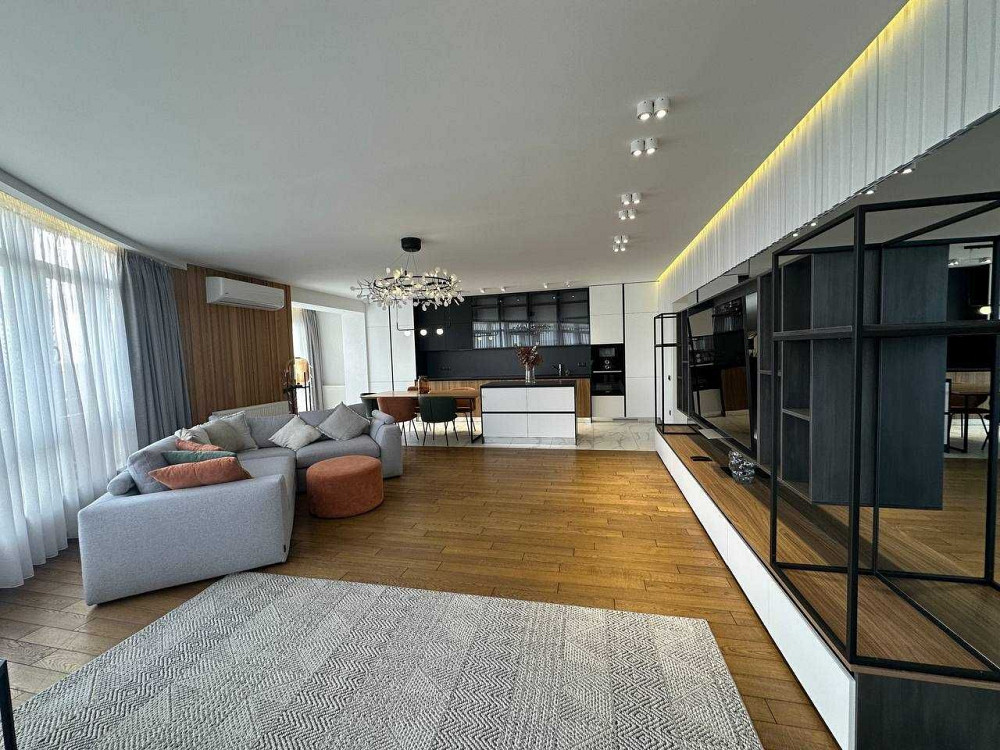 Пропонується простора, 2к +кухня студія з сучасним ремонтом Івано-Франківськ - зображення 4