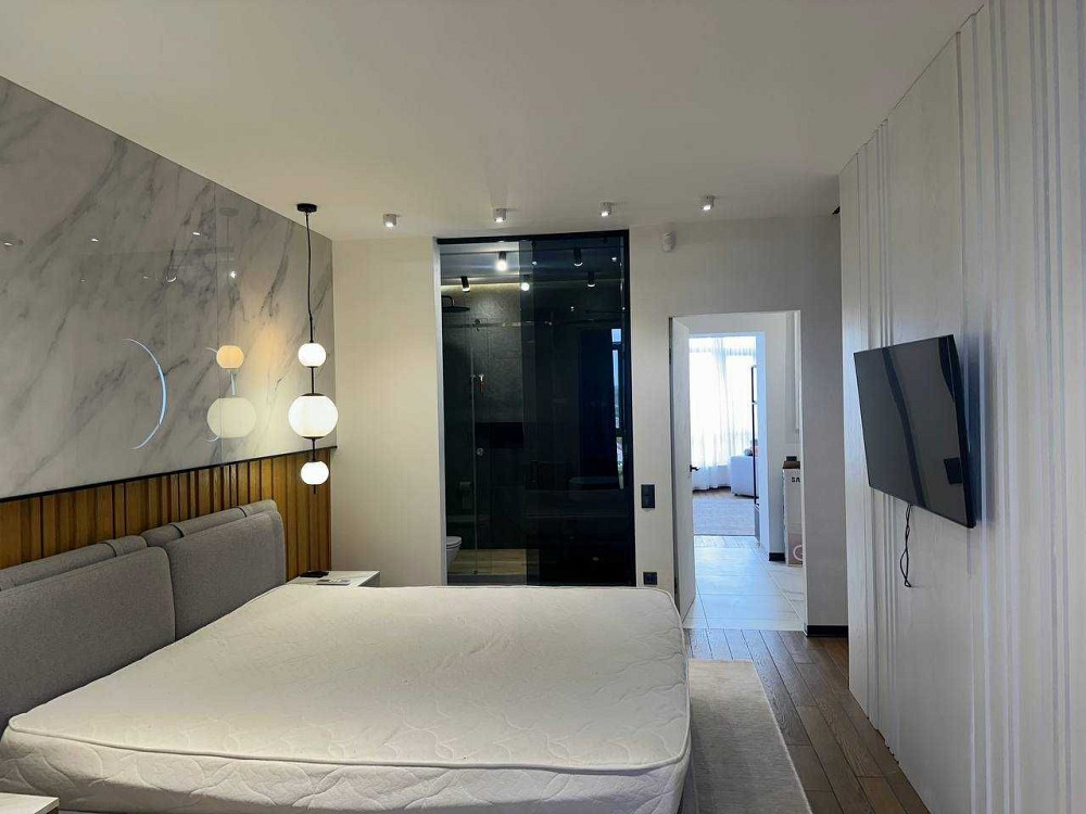 Пропонується простора, 2к +кухня студія з сучасним ремонтом Івано-Франківськ - зображення 7