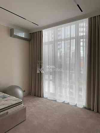 Продаж Квартира Київ ЖК "Бульвар Фонтанів" 80 м2 3 кімнати 2 спальні Київ