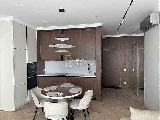 Продаж Квартира Київ ЖК "Бульвар Фонтанів" 80 м2 3 кімнати 2 спальні Київ