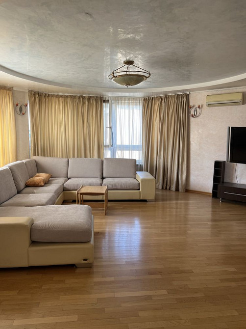 Окіпної Раїси 4, 4 кімнатна квартира, Ст.М. Лівобережна, Дніпровський Киев - изображение 1