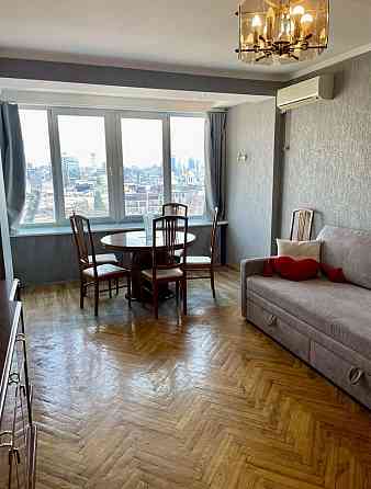 Здається двокімнатна квартира м. Університет Золоті Ворота ЦЕНТР Київ