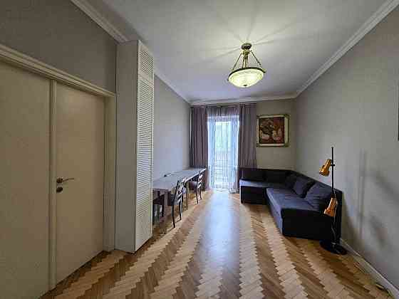 Продаж 4х кімнатної квартири по вул. Піскова, район Кайзервальду Львов