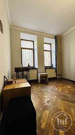 Продам 3к квартиру! Центр! Оперний! Краківський базар! Форум! Львов