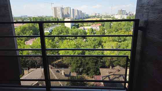 Однокомнатная с БАЛКОНОМ. Пространство на Гераневой. Рядом Фонтан. Арк Одеса