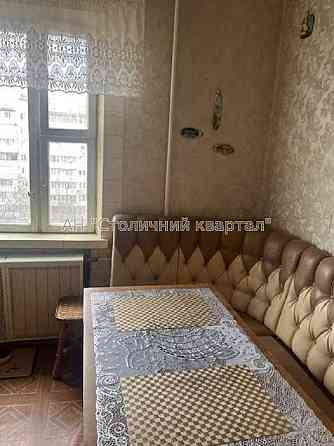 Виноградар Трикімнатна Квітневий 7 Киев