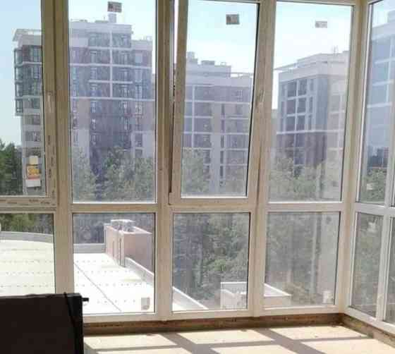 Продам 3-кімнатну квартиру, вул. Симоненка, 30. ЖК Крона Парк 1. DM Бровари