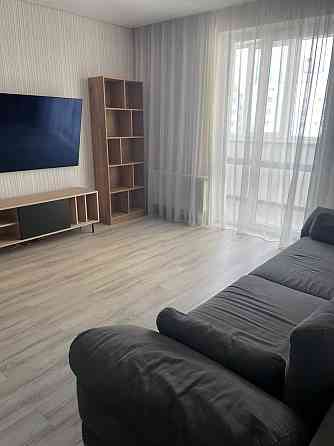 Продам 3-х к.кв. новострой ЖК Ньютона. Новые Дома. Коммунальный рынок Харьков