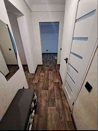 Продам 3-комнатную квартиру с мебелью и техникой .El Кам`янське (Запорізька обл.)