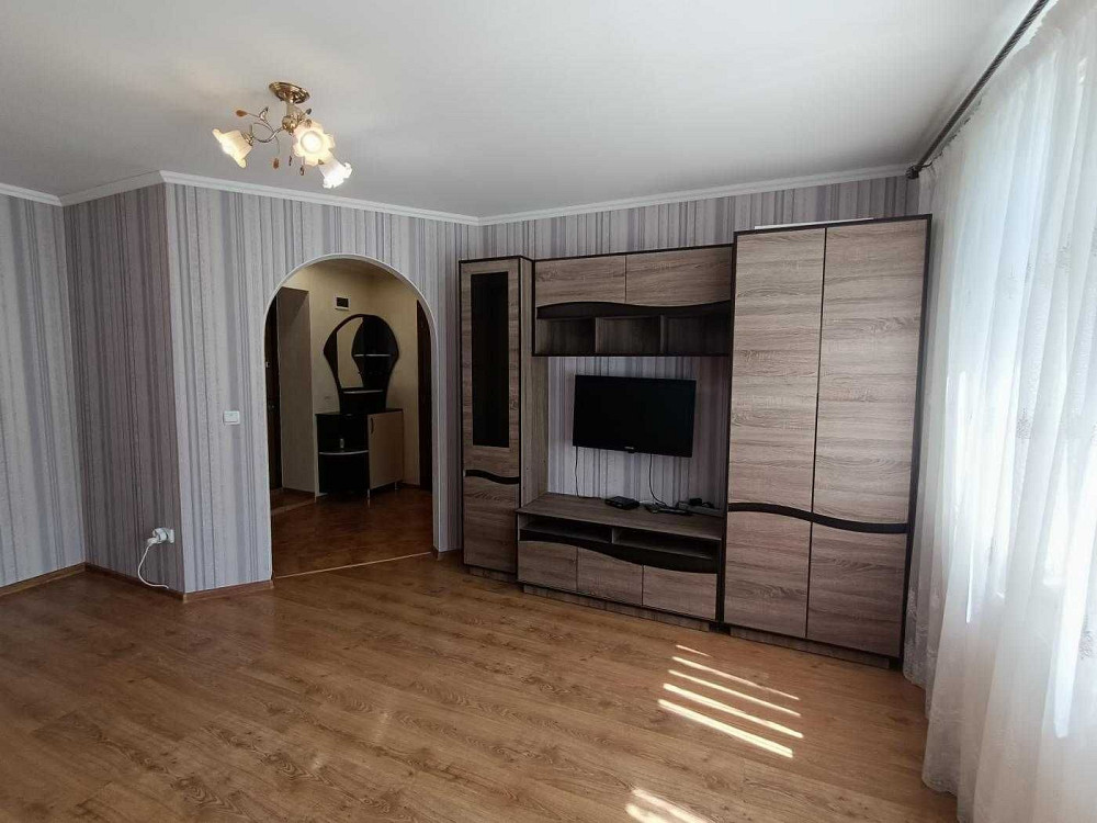 Терміново\  Продаю дворівневу \2 кім.квартиру Ивано-Франковск - изображение 2