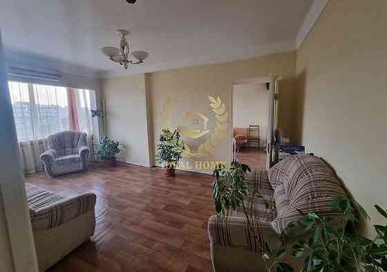 Продаж 3 к. квартири м. Лівобережна Киев