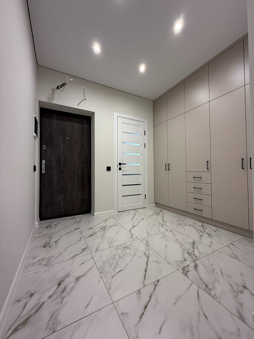 Терміново! Євродвушка 42м в Центральному парку Чехов парк без комісії! Ирпень - изображение 5